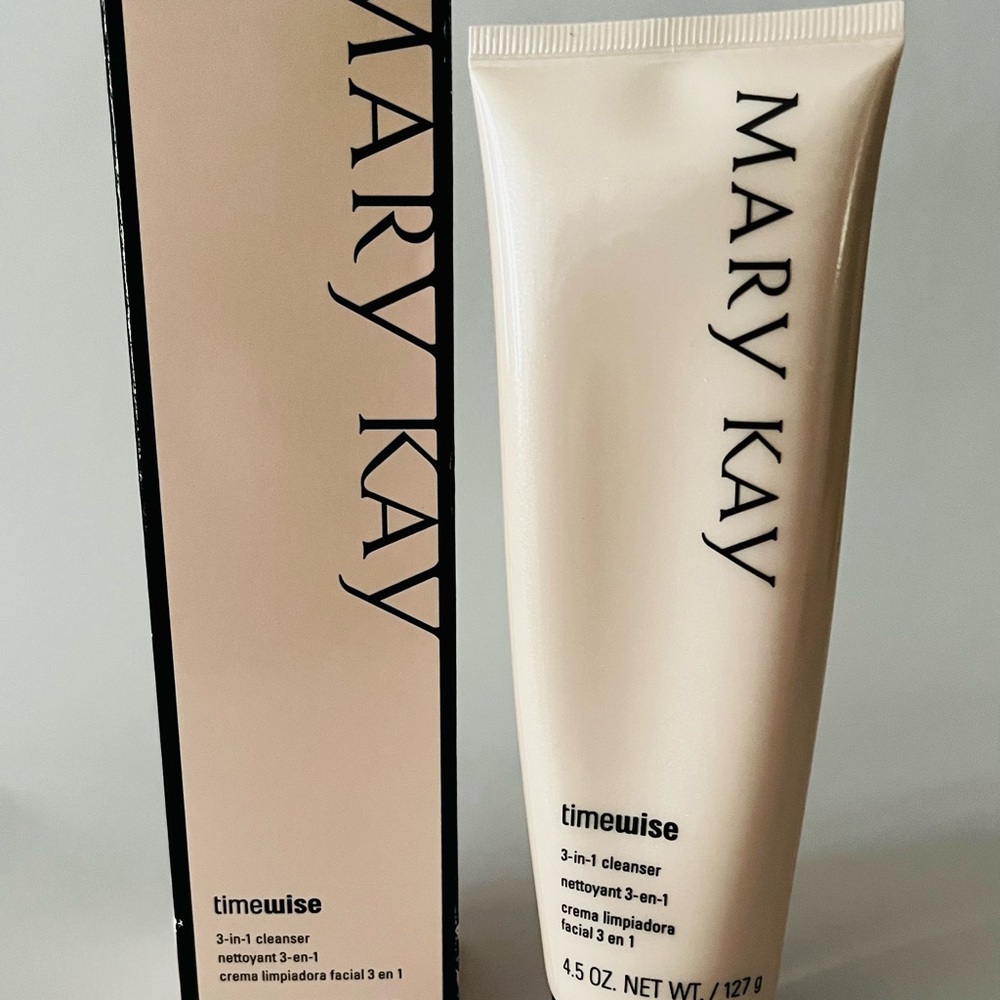Mary Kay Timewise 3-in-1 Cleanser - Cream and Black